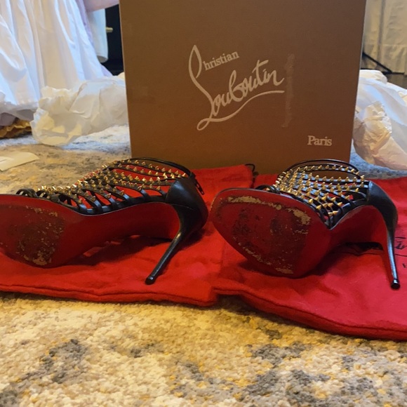 Like new, worn once to a wedding, very comfortable - Picture 3 of 13